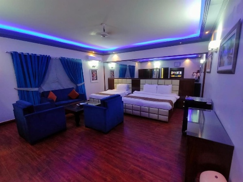 SEASHELLINN HOTEL image 2